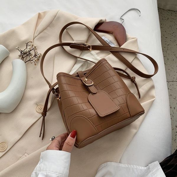 evening bags stone pattern bucket side bag women 2021 vintage cute hasp pu leather shoulder crossbody daily travel purses and handbags
evening bags stone pattern bucket side bag women 2021 vintage cute hasp pu leather shoulder crossbody daily travel purses and handbags
