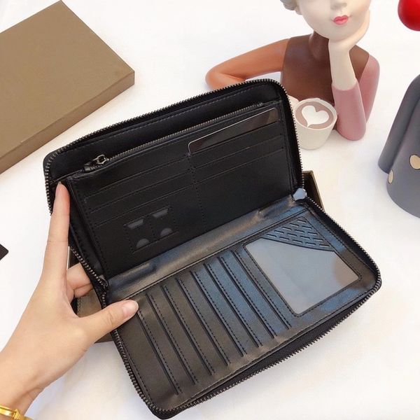2021 new men's clutch bag high-end imported suede material classic woven style stylish temperament versatile men's must-have size, Red;black
2021 new men's clutch bag high-end imported suede material classic woven style stylish temperament versatile men's must-have size, Red;black