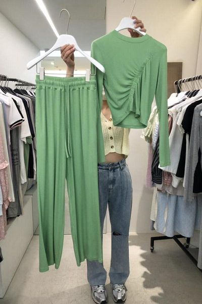 korean casual set 2021 spring autumn fashion solid color pleated t-shirt + two piece drape loose trousers women outfit zh859 women's pa, White
korean casual set 2021 spring autumn fashion solid color pleated t-shirt + two piece drape loose trousers women outfit zh859 women's pa, White