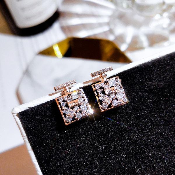 brillian winter small square earrings women's zircon korean fashion jewelry party gift kyed0504 stud, Golden;silver
brillian winter small square earrings women's zircon korean fashion jewelry party gift kyed0504 stud, Golden;silver