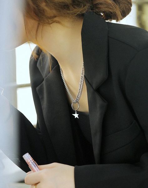 pendant necklaces japan and south korea asymmetric five pointed star titanium steel necklace fashion net red male female, Silver
pendant necklaces japan and south korea asymmetric five pointed star titanium steel necklace fashion net red male female, Silver