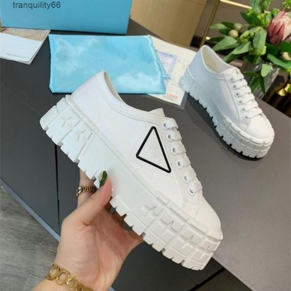 designer women nylon casual shoes gabardine classic canvas sneakers brand wheel lady stylist trainers fashion platform solid heighten with
designer women nylon casual shoes gabardine classic canvas sneakers brand wheel lady stylist trainers fashion platform solid heighten with