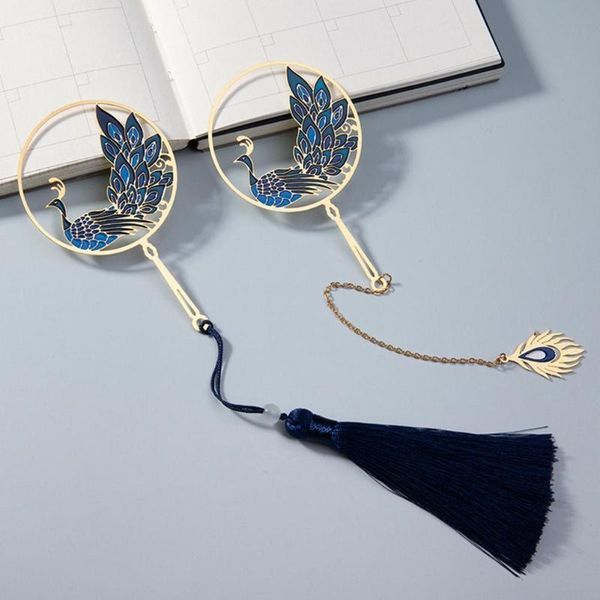 bookmark 1 pcs chinese style retro metal peacock panda mark pagination tassel pendant book literary bookmarks holl f8l3
bookmark 1 pcs chinese style retro metal peacock panda mark pagination tassel pendant book literary bookmarks holl f8l3
