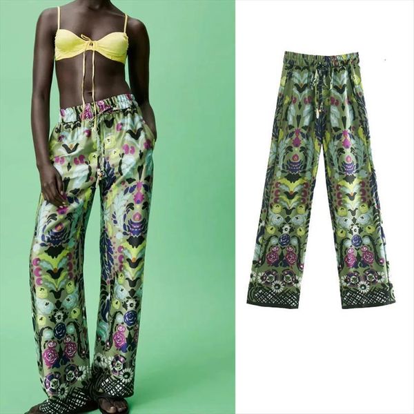 za spring and autumn womens capri fashion floral print drape high waist women retro pocket casual straight leg, Black;white
za spring and autumn womens capri fashion floral print drape high waist women retro pocket casual straight leg, Black;white