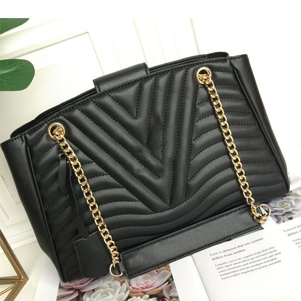 designer vv new fashion women chain shouder bags girls cross body summer autumn and winter 2021 red black high capacity bag
designer vv new fashion women chain shouder bags girls cross body summer autumn and winter 2021 red black high capacity bag