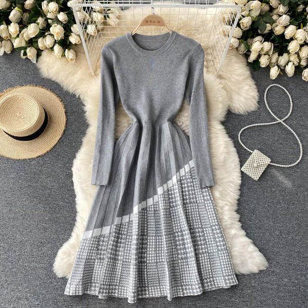 casual dresses autumn for women 2021 long-sleeved knitted dress female color matching vintage houndstooth pleated vestidos, Black;gray
casual dresses autumn for women 2021 long-sleeved knitted dress female color matching vintage houndstooth pleated vestidos, Black;gray