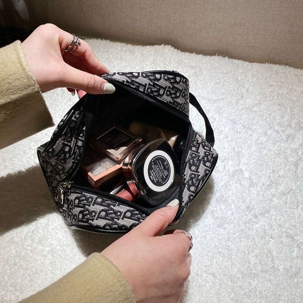 designer cosmetic bagnew large capacity cosmetic bag printing waterproof storage travel business wash purse outlet
designer cosmetic bagnew large capacity cosmetic bag printing waterproof storage travel business wash purse outlet