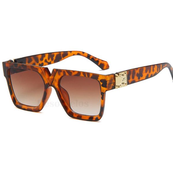 sunglasses 2021 fashion ladies square women goggle shades vintage brand designer oversized sun glasses uv400 g970, White;black
sunglasses 2021 fashion ladies square women goggle shades vintage brand designer oversized sun glasses uv400 g970, White;black