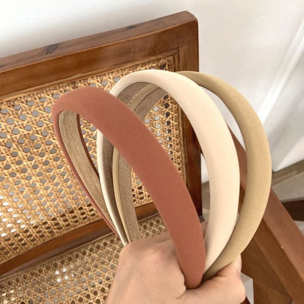 candy sponge hoop sweet color net red hairpin, Black;brown
candy sponge hoop sweet color net red hairpin, Black;brown