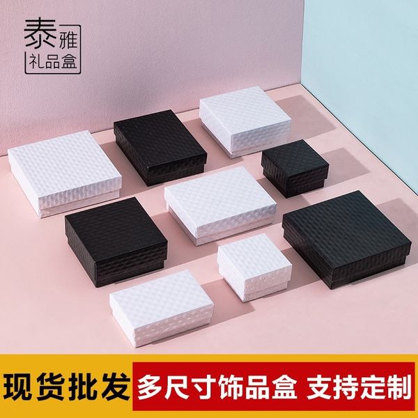 gwoe carton es black white packaging es special paper ring earring bracelet bag jewelry boxnecklace jewelry packing box
gwoe carton es black white packaging es special paper ring earring bracelet bag jewelry boxnecklace jewelry packing box