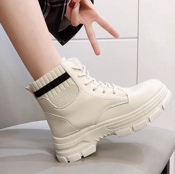 boots female tide 2021 wild winter plus velvet thick short net red black bottom
boots female tide 2021 wild winter plus velvet thick short net red black bottom