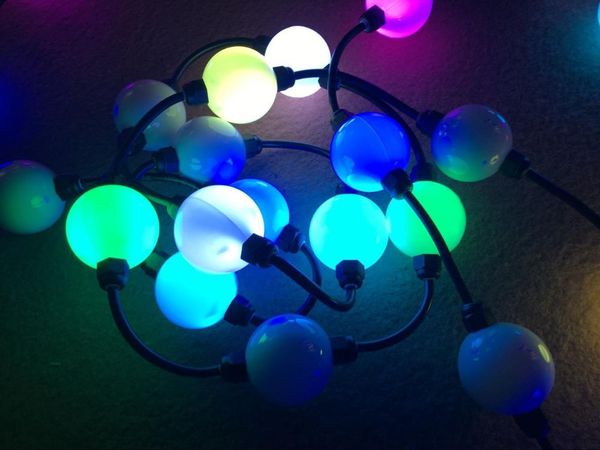modules addressable 3d 40pcs 50mm ws2811 rgb full color milky ball;dc12v input;1.44w;double side with 3pcs leds each
modules addressable 3d 40pcs 50mm ws2811 rgb full color milky ball;dc12v input;1.44w;double side with 3pcs leds each