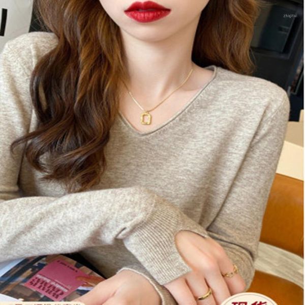 women's sweaters bottoming shirt with long sleeves for fall and winter style western thin knitted v-neck 2021 womensweaters, White;black
women's sweaters bottoming shirt with long sleeves for fall and winter style western thin knitted v-neck 2021 womensweaters, White;black