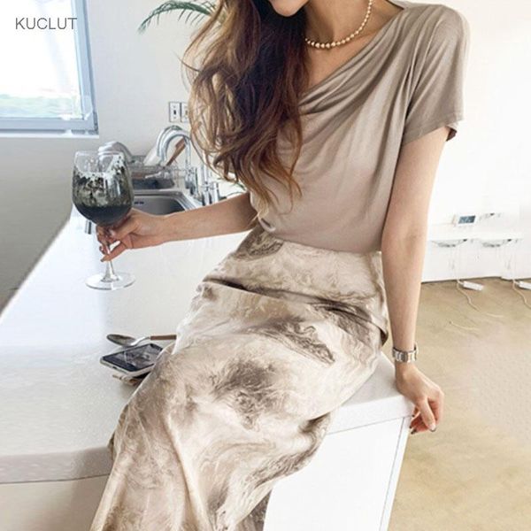 women's t-shirt light luxury temperament v-neck modal short sleeve + ink print skirt fashion suit summer, White
women's t-shirt light luxury temperament v-neck modal short sleeve + ink print skirt fashion suit summer, White