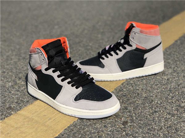 cspace jumpman 1 og high mens basketball shoes gray and black color matching sports shoelace shoe box full size 40--47.57ib2
cspace jumpman 1 og high mens basketball shoes gray and black color matching sports shoelace shoe box full size 40--47.57ib2