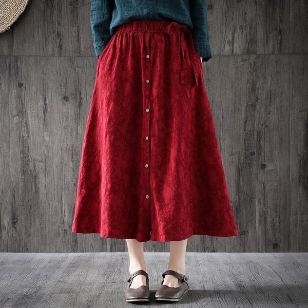 skirts 2021 autumn national style retro literary women's solid color jacquard dress a word skirt 2343, Black
skirts 2021 autumn national style retro literary women's solid color jacquard dress a word skirt 2343, Black