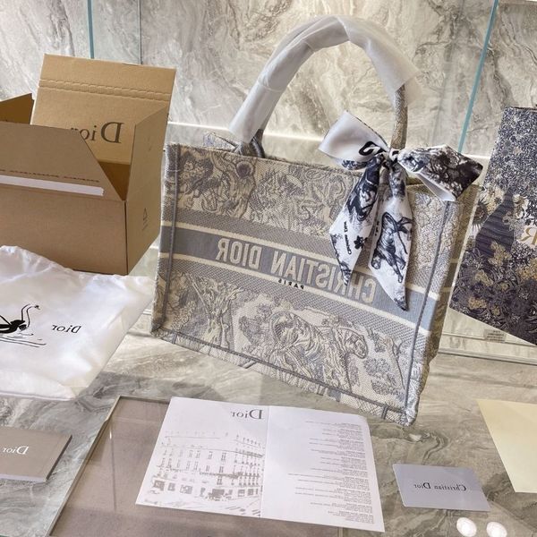 casual handbag d dice di2021 fashion portable one shoulder shopping bag embroidered tote bagz3ad
casual handbag d dice di2021 fashion portable one shoulder shopping bag embroidered tote bagz3ad