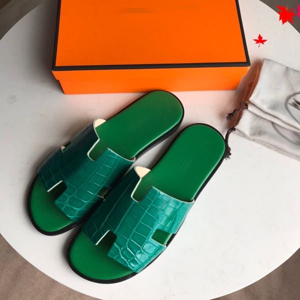 2021 slipper designer slide summer sandals fashion men beach indoor flat flip flops leather luxurys shoes mens slippers with box size 39-45, Black
2021 slipper designer slide summer sandals fashion men beach indoor flat flip flops leather luxurys shoes mens slippers with box size 39-45, Black