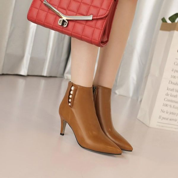 boots oversized fashion trend of euroamerican short with tip and fine heel side zippers beads, Black
boots oversized fashion trend of euroamerican short with tip and fine heel side zippers beads, Black
