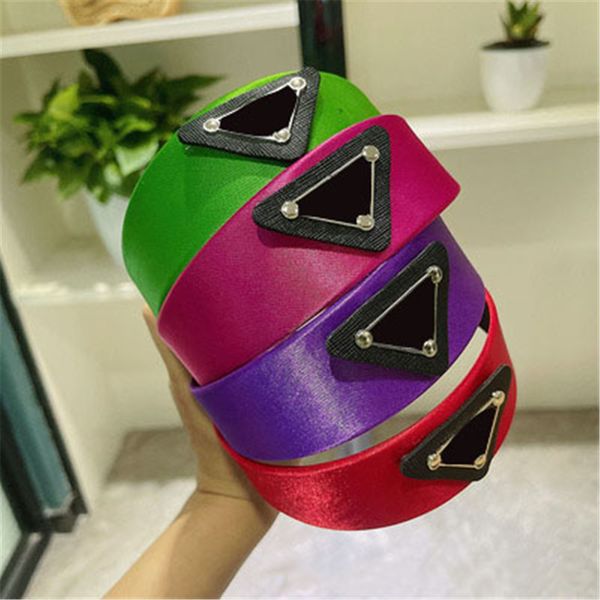 2pcs 2021 korea simple hairband silk retro satin red hairpin inverted triangle label headband fashion hair accessories women, Slivery;white
2pcs 2021 korea simple hairband silk retro satin red hairpin inverted triangle label headband fashion hair accessories women, Slivery;white