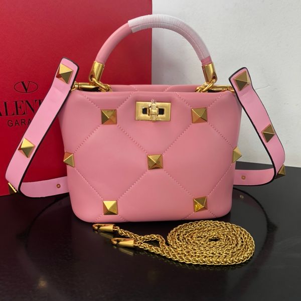 women luxurys designers bags genuine leather small square shoulder casual fashion classic all-match crossbody purse a0097
women luxurys designers bags genuine leather small square shoulder casual fashion classic all-match crossbody purse a0097