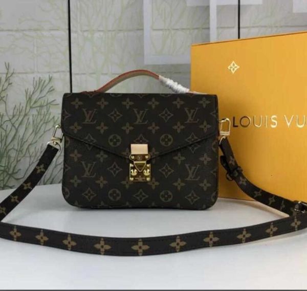 evening brand designer luxury bag m40780 m41465 messenger chain clutches handbags iconic handles body shoulder bags totes cross
evening brand designer luxury bag m40780 m41465 messenger chain clutches handbags iconic handles body shoulder bags totes cross
