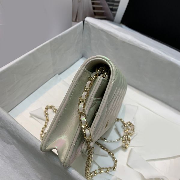 2020 new style all steel zipper head design and a full range of all steel hardware fashion bags internal zipper bag internal compartment poc
2020 new style all steel zipper head design and a full range of all steel hardware fashion bags internal zipper bag internal compartment poc