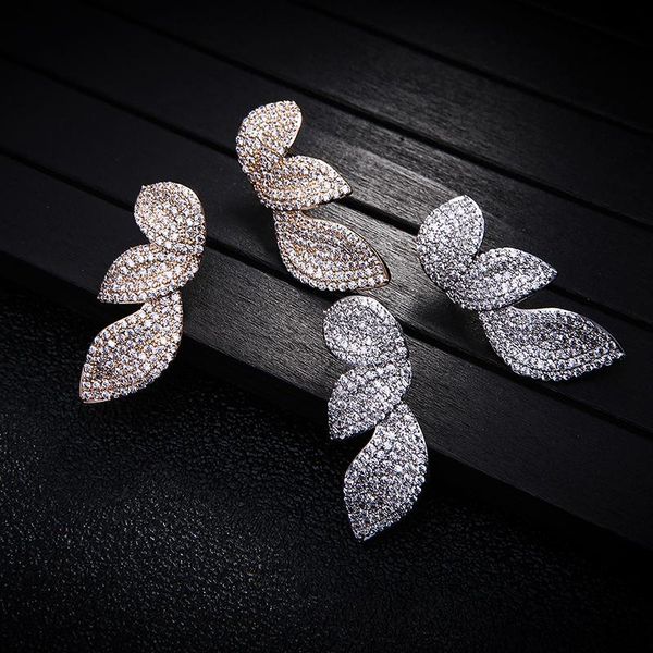 dangle & chandelier zircon micro inlaid fashion classic style leaf series earrings 925 silver needle 210323-33
dangle & chandelier zircon micro inlaid fashion classic style leaf series earrings 925 silver needle 210323-33