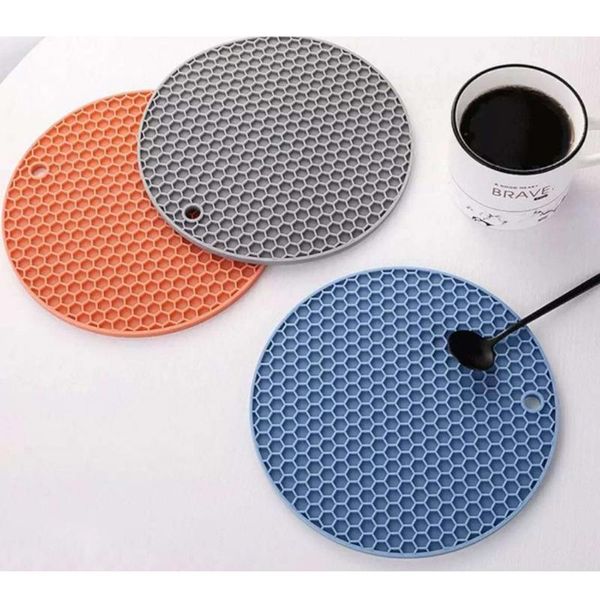 mats & pads heat reasistant rubber placemat honeycomb textured tableware mat anti slip round cup bowl pad kitchen counterpot
mats & pads heat reasistant rubber placemat honeycomb textured tableware mat anti slip round cup bowl pad kitchen counterpot