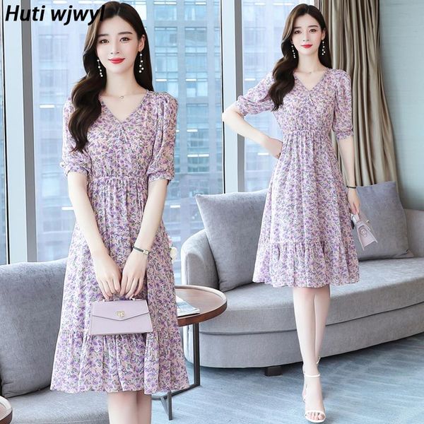 casual dresses 2021 summer floral chiffon beach midi vintage plus size sundress women print elegant bodycon party vestidos, Black;gray
casual dresses 2021 summer floral chiffon beach midi vintage plus size sundress women print elegant bodycon party vestidos, Black;gray