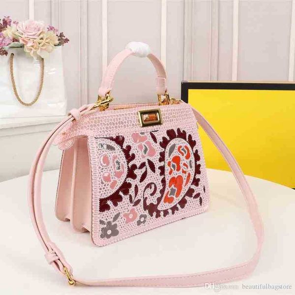 sports classic 2021 brand exquisite heavy industry embroidery messenger bag hollow flower lady's handbag, Red;black
sports classic 2021 brand exquisite heavy industry embroidery messenger bag hollow flower lady's handbag, Red;black