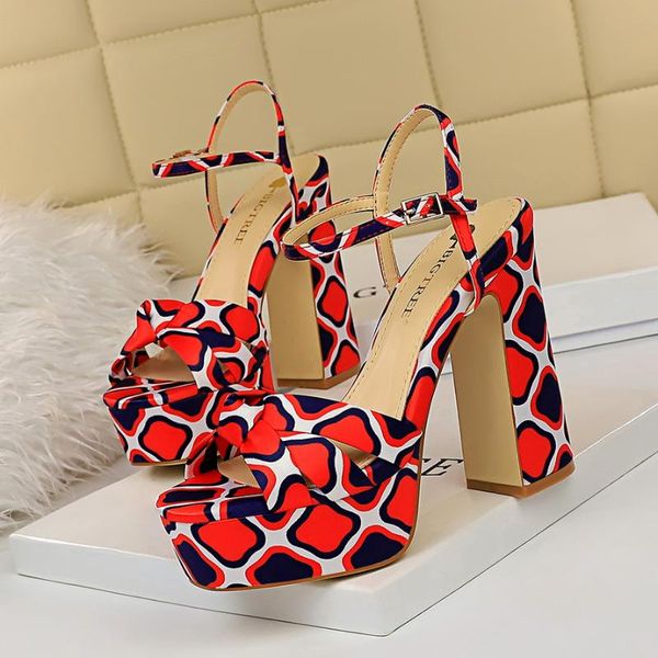 fashion nightclub party high heels female shoes waterproof platform women wedding ladies heel sandals, Black
fashion nightclub party high heels female shoes waterproof platform women wedding ladies heel sandals, Black
