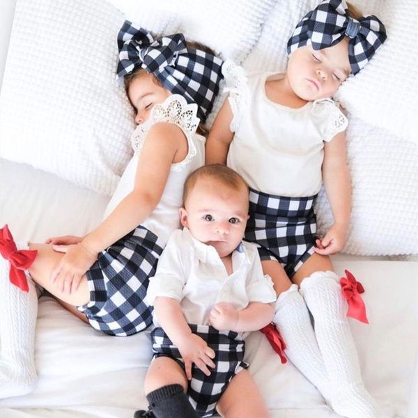 shorts 2pcs/set elastic born baby headband set cute floral soft infant toddler short pants hair band for girl clothing, Black
shorts 2pcs/set elastic born baby headband set cute floral soft infant toddler short pants hair band for girl clothing, Black