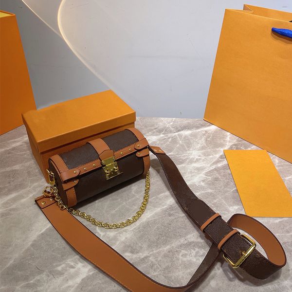 2022 7a+ quality french high-end fashion shoulder bag famous designer women chain diagonal bag classic old flower luxurious wallet retro tot
2022 7a+ quality french high-end fashion shoulder bag famous designer women chain diagonal bag classic old flower luxurious wallet retro tot
