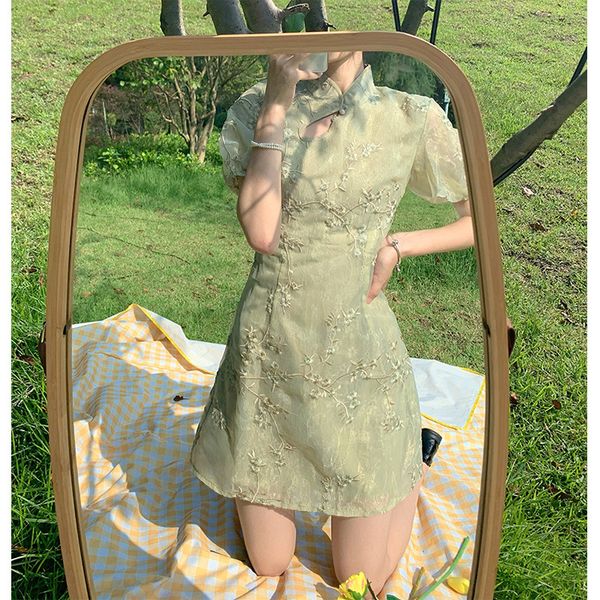 luxury cheongsam early spring 2021 women's french first love chine style improved cheongsam lady temperament wear drs zixia, Blue;red
luxury cheongsam early spring 2021 women's french first love chine style improved cheongsam lady temperament wear drs zixia, Blue;red