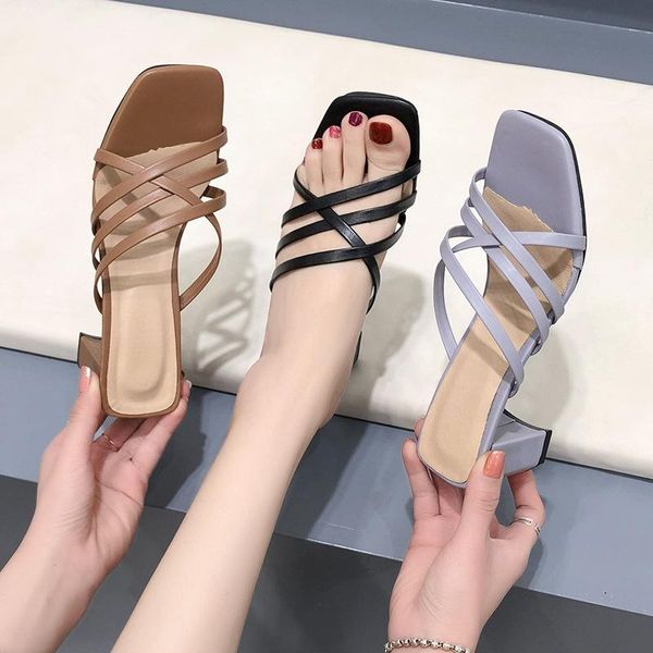 slippers women summer shoes slides med pantofle fashion 2021 luxury scandals pu hoof heels fabric basic fretwork rubber female s, Black
slippers women summer shoes slides med pantofle fashion 2021 luxury scandals pu hoof heels fabric basic fretwork rubber female s, Black