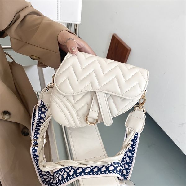simple personality new fashion pu geometric single shoulder bag change mobile phone oblique span small saddle purse outlet
simple personality new fashion pu geometric single shoulder bag change mobile phone oblique span small saddle purse outlet