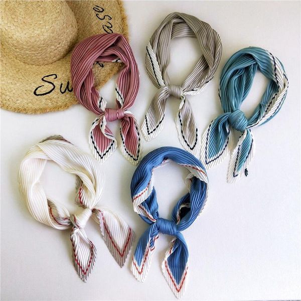scarves fashion pleated small square scarf spring and autumn seasons art retro wild decoration size 70*70cm, Blue;gray
scarves fashion pleated small square scarf spring and autumn seasons art retro wild decoration size 70*70cm, Blue;gray