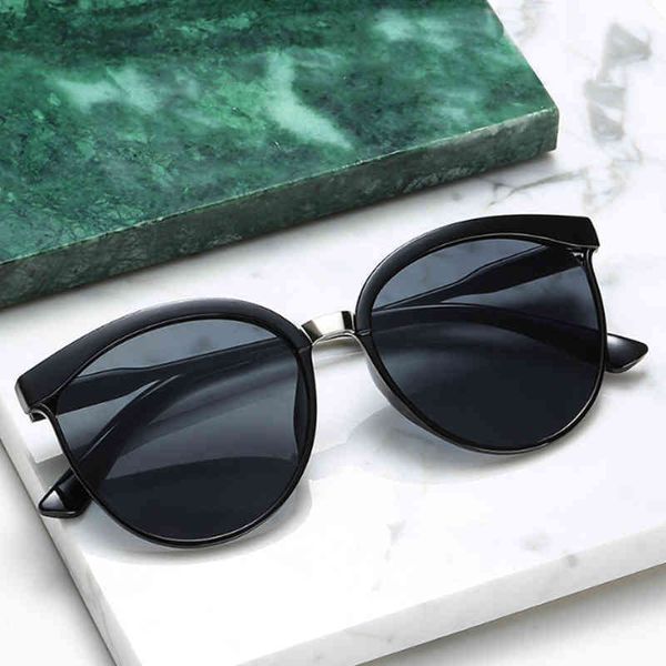 vintage black sunglasses women cat eye sunglasses for women colour lens mirror lady sunglasses female fashion brand design oculos glasses wh, Silver
vintage black sunglasses women cat eye sunglasses for women colour lens mirror lady sunglasses female fashion brand design oculos glasses wh, Silver
