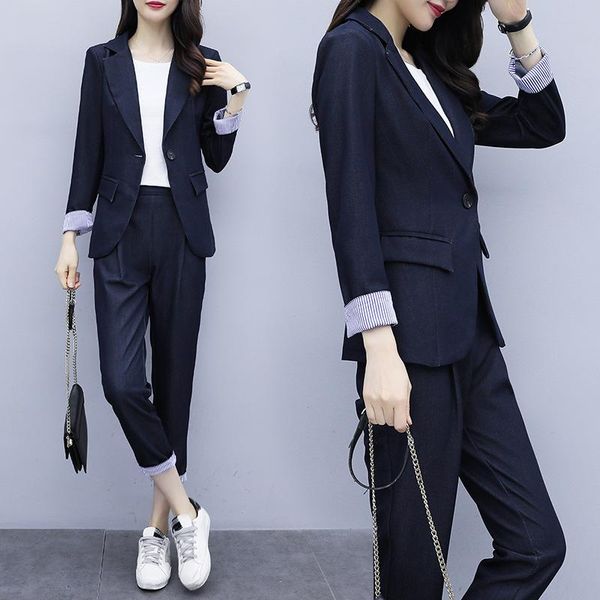 women's suits & blazers suit 2021 autumn casual fashion temperament slim solid color single buckle small trousers two-piece, White;black
women's suits & blazers suit 2021 autumn casual fashion temperament slim solid color single buckle small trousers two-piece, White;black