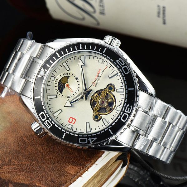 wristwatches 2021 men's mechanical watch r design business casual sports 30m waterproof, Slivery;brown
wristwatches 2021 men's mechanical watch r design business casual sports 30m waterproof, Slivery;brown