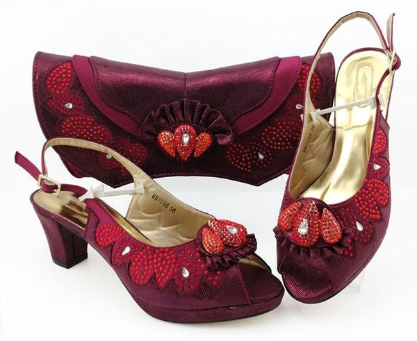 dress shoes most wine women pumps and bag with rhinestone style african match handbag set mm1098,heel 6.5cm, Black
dress shoes most wine women pumps and bag with rhinestone style african match handbag set mm1098,heel 6.5cm, Black