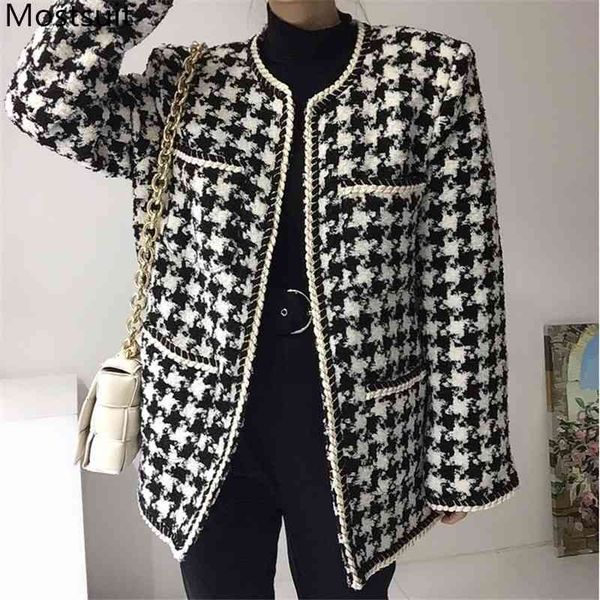 korean vintage houndstooth tweed coat jacekt women o-neck belted pockets elegant ladies fashion femme 210518, Black;brown
korean vintage houndstooth tweed coat jacekt women o-neck belted pockets elegant ladies fashion femme 210518, Black;brown