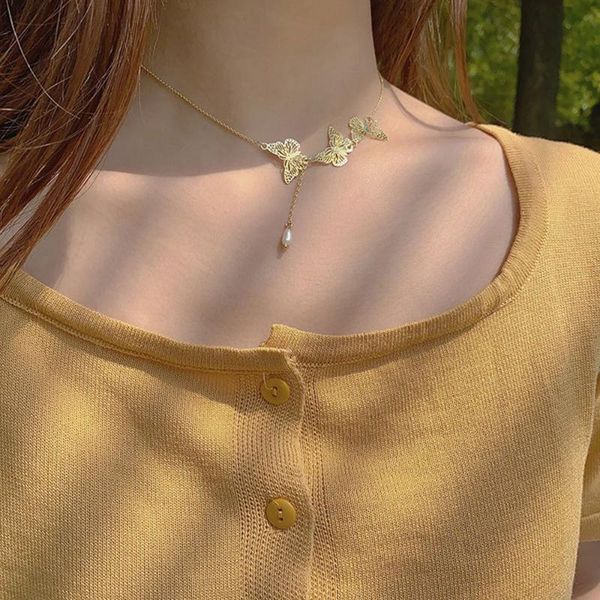 chains hiyong 2021 design stainless steel butterfly necklace korean style with pearl pendant unusual choker chain jewelry, Silver
chains hiyong 2021 design stainless steel butterfly necklace korean style with pearl pendant unusual choker chain jewelry, Silver