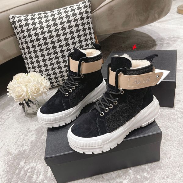 designer boots classic leather thick-soled desert martinboot winter ladies high heels chirstmas halloween easter day shoelace box womens des, Black
designer boots classic leather thick-soled desert martinboot winter ladies high heels chirstmas halloween easter day shoelace box womens des, Black