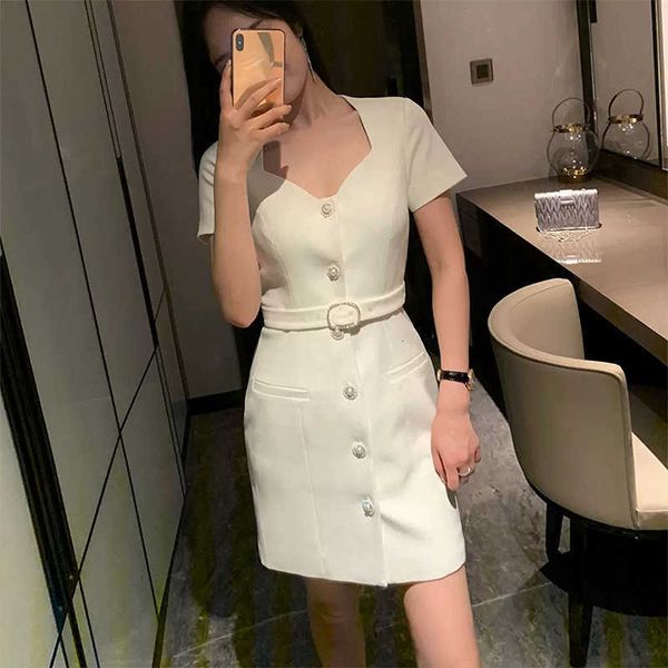 luxury evening dress 2021 french style light mature celebrity temperament dating small white skirt diamond button waist v-neck short sleeve, Black;gray
luxury evening dress 2021 french style light mature celebrity temperament dating small white skirt diamond button waist v-neck short sleeve, Black;gray