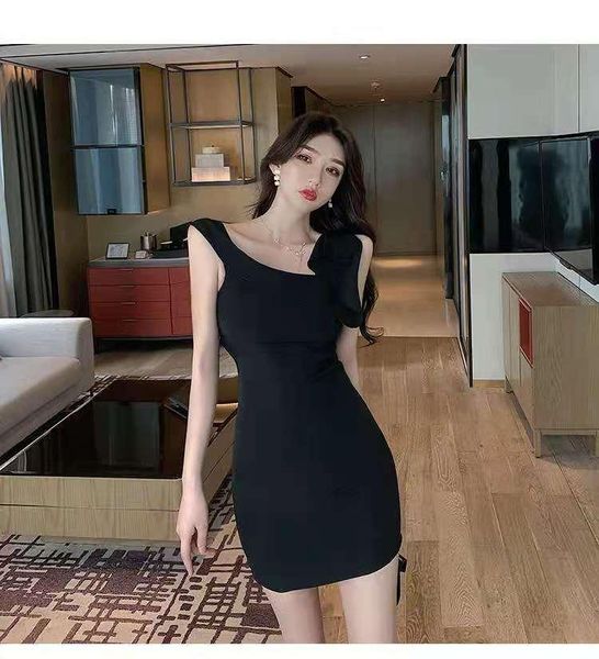 women's swimwear 2021 xia korean web celebrity anchor skirt off shoulder flounces design slim dress, White;black
women's swimwear 2021 xia korean web celebrity anchor skirt off shoulder flounces design slim dress, White;black