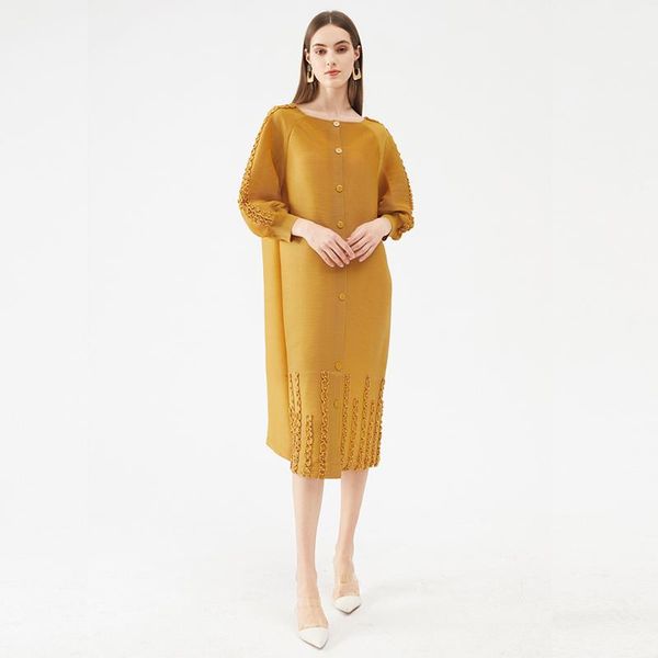 casual dresses tianpei pleated high fashion dress fall 2021 winter button beaded lantern sleeve vintage aesthetic clothing, Black;gray
casual dresses tianpei pleated high fashion dress fall 2021 winter button beaded lantern sleeve vintage aesthetic clothing, Black;gray