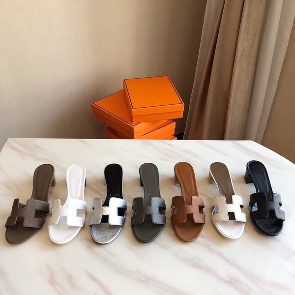 slipper 2021 new h sandals women's summer fashion leather sandals women's middle heel thick heel one line sandals beach shoeszly, Black
slipper 2021 new h sandals women's summer fashion leather sandals women's middle heel thick heel one line sandals beach shoeszly, Black