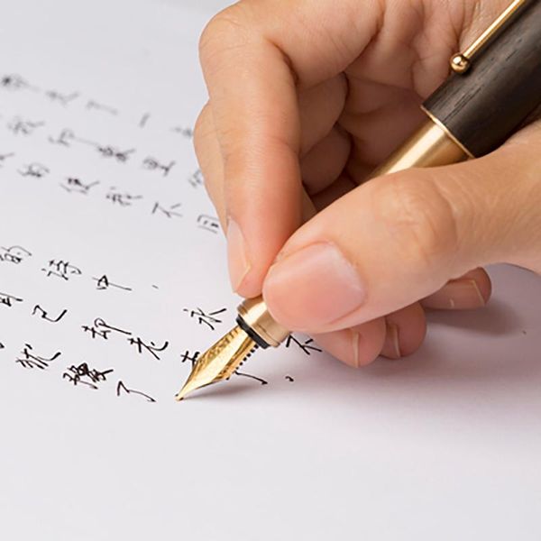collapsible portable pens can be customized for personal travel office writing literature and art retro fountain
collapsible portable pens can be customized for personal travel office writing literature and art retro fountain